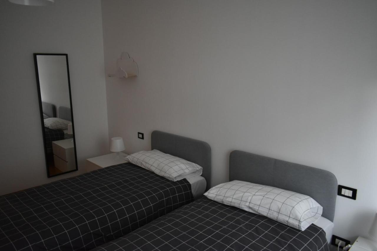 Appartement House Promenade Santa Giulia à Milan Extérieur photo